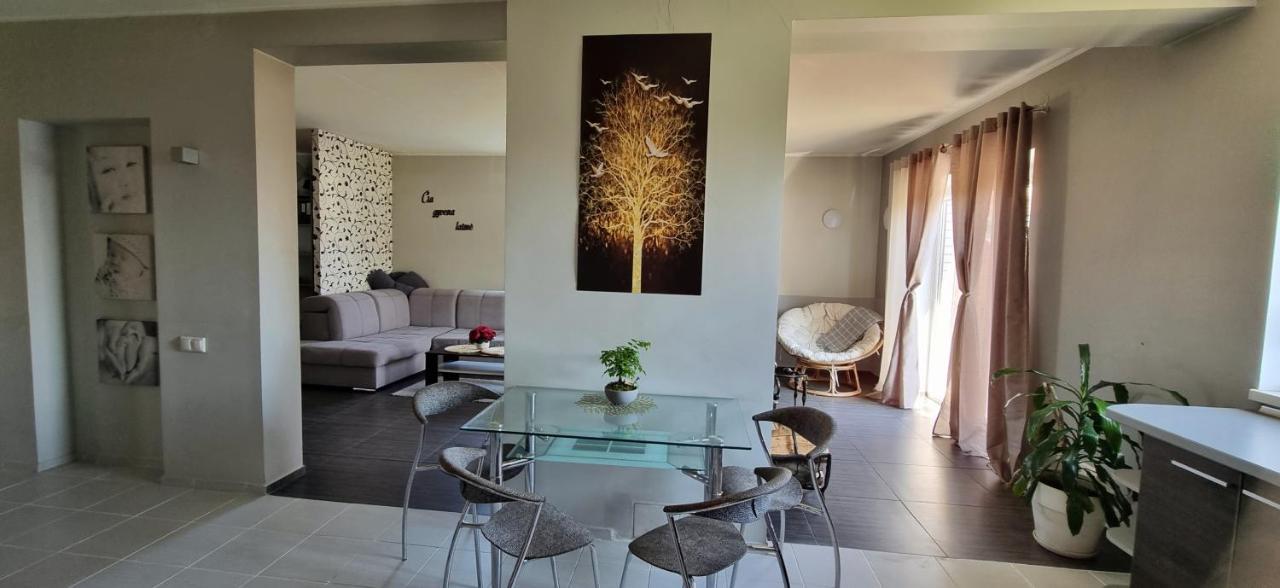 Sveciu Namai Kamile Villa Šiauliai Buitenkant foto